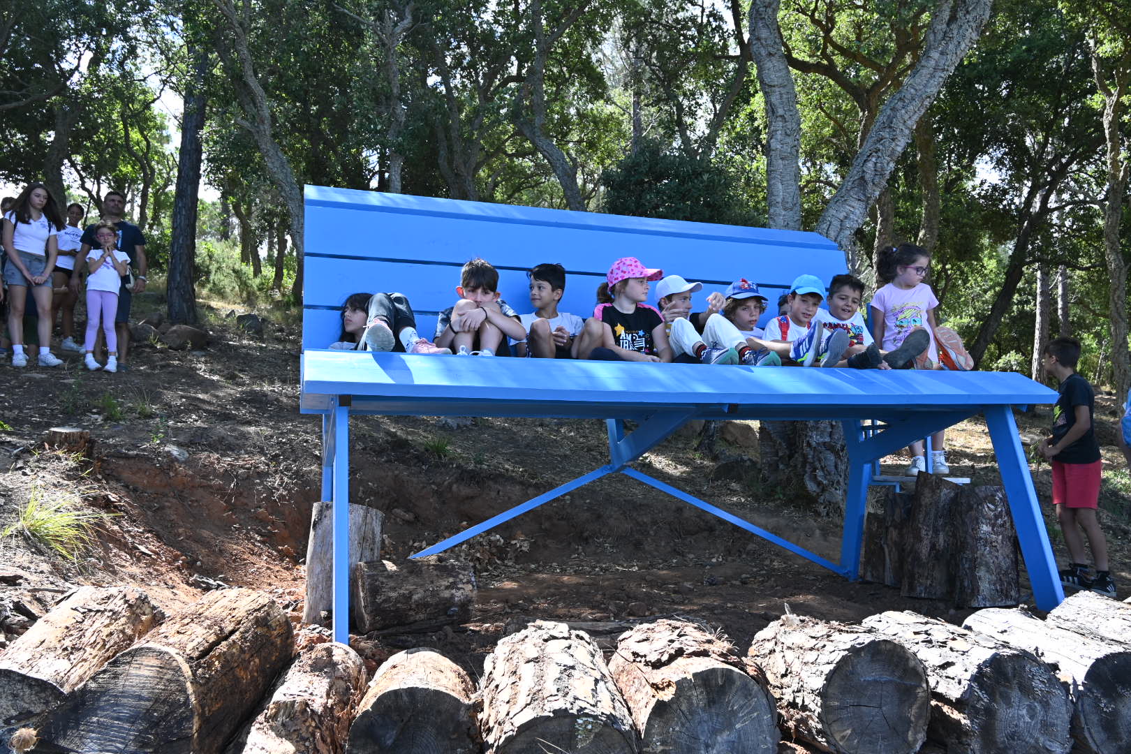 Panchina gigante di Magritte